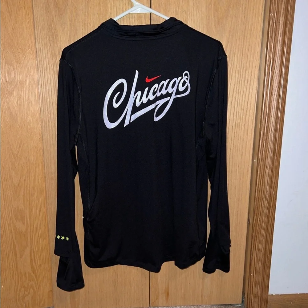 2021 Chicago Marathon Nike Black Quarter Zip - Picture 3 of 5